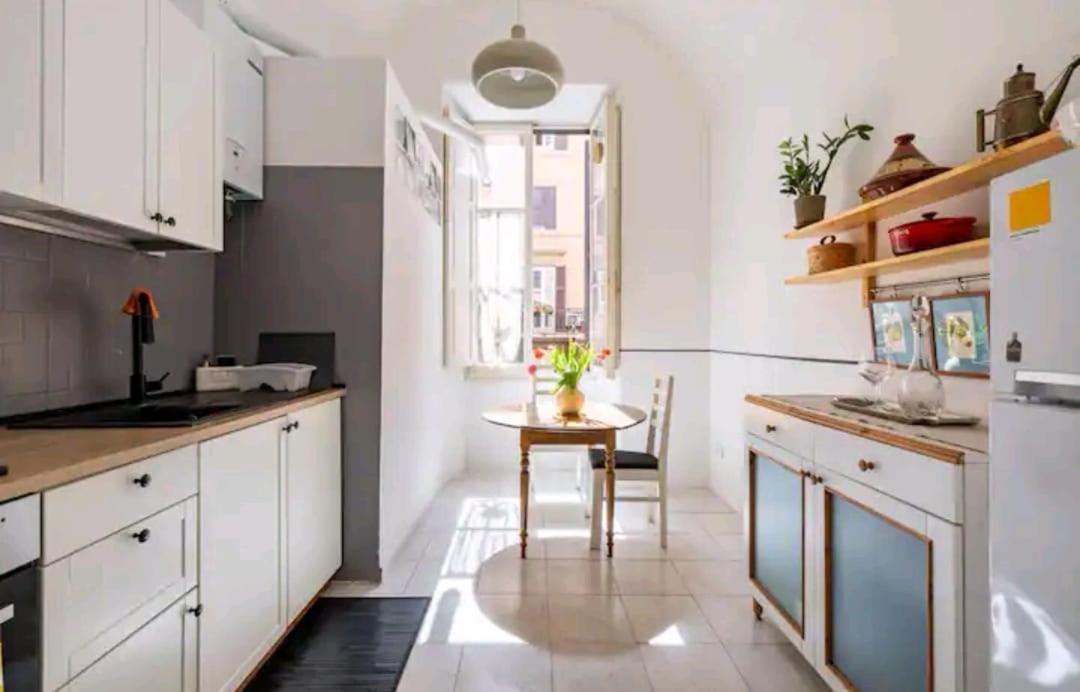 Apartamento Romeo. Luminoso Al Centro Di